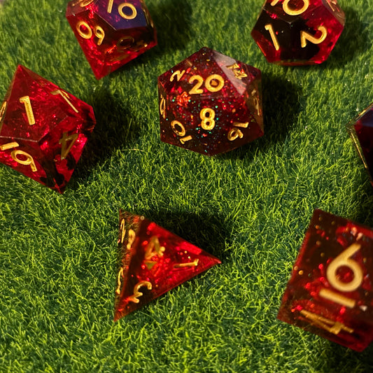 Red Moon - Sharp Edge Dice Set
