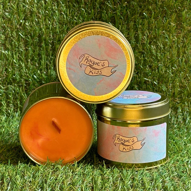 Rogues' Kiss - Candle Tin