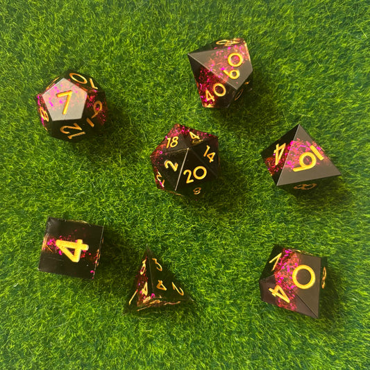 Black Pink - Sharp Edge Dice Set