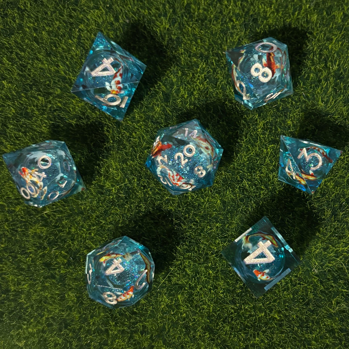 Fishies - Liquid Core Dice Set